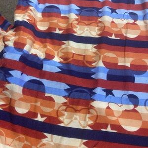 Lularoe hidden Mickey and minnie TC leggings